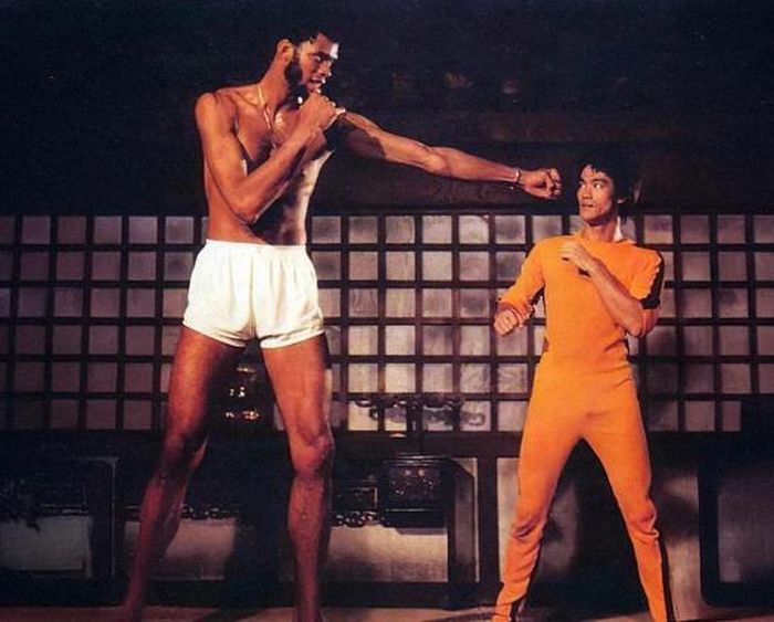 Màn đối đầu giữa Lý Tiểu Long và Kareem Abdul-Jabbar là một trong những phân cảnh kinh điển nhất của Game of Death.