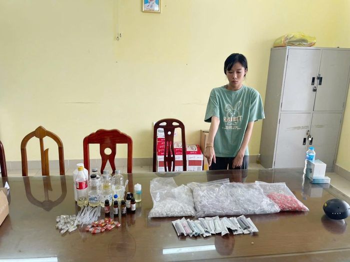 Nguyễn Thị Tố Nga tại trụ sở Cơ quan Công an. Ảnh Công an Quảng Ninh