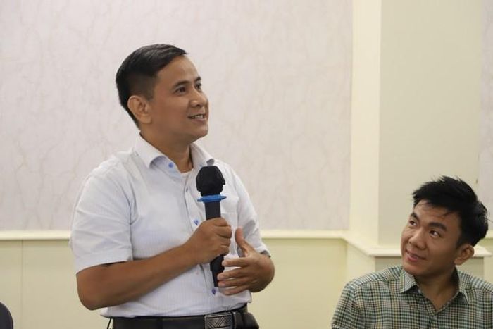 Các chuyên gia, đại biểu phát biểu tại hội thảo khoa học “Giải pháp phát huy vai trò của Hội Liên hiệp Phụ nữ Việt Nam trong thúc đẩy phụ nữ tham gia chính trị ở cộng đồng”.