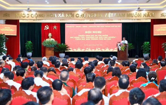 Thành ủy, HĐND, UBND và Ủy ban MTTQ Việt Nam TP Hà Nội đã tổ chức hội nghị triển khai Đề án thí điểm mô hình "xã, phường xã hội chủ nghĩa" tại hai xã Phúc Thịnh và Thư Lâm