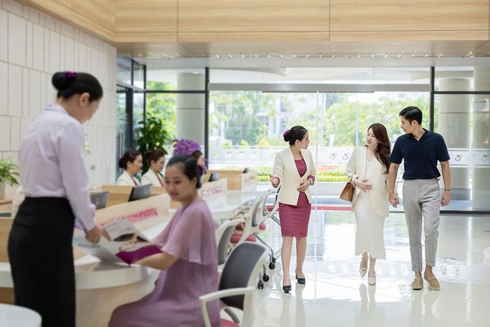 Nhiều phụ nữ lựa chọn trữ trứng, trong khi các cặp đôi ngày càng quan tâm đến chăm sóc sức khỏe sinh sản ngay từ sớm. Ảnh: Phương Châu