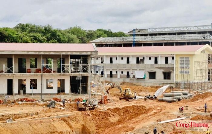 Những ngôi trường biên giới đang dần hoàn thiện.