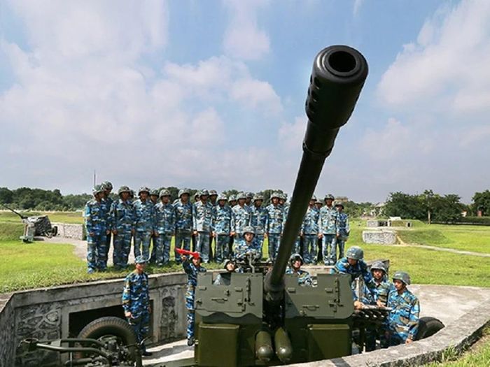 Giờ huấn luyện thực hành của học viên chuyên ngành Pháo phòng không, Học viện Phòng không - Không quân. Ảnh:qdnd.vn