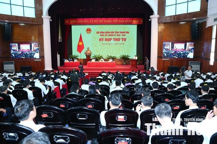 Quang cảnh tại kỳ họp thứ tư, HĐND tỉnh khóa XIX, nhiệm kỳ 2026-2031.