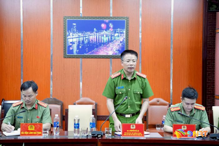 Đại tá Nguyễn Hà Lai, Phó Giám đốc Công an thành phố thông tin tình hình, kết quả một số mặt công tác. Ảnh: T.CÔNG