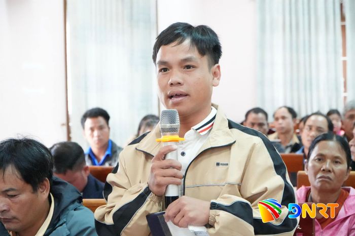 Người dân xã Hùng Sơn kiến nghị với chính quyền trong hội nghị đối thoại “Tháng nghe dân nói” năm 2026. Ảnh: PARAI