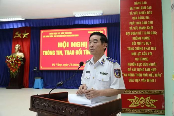 Trung tướng Bùi Quốc Oai khẳng định lực lượng Cảnh sát biển Việt Nam sẽ luôn đồng hành cùng cấp ủy, chính quyền, quân và dân trên đảo Cù Lao Chàm. Ảnh: H.P