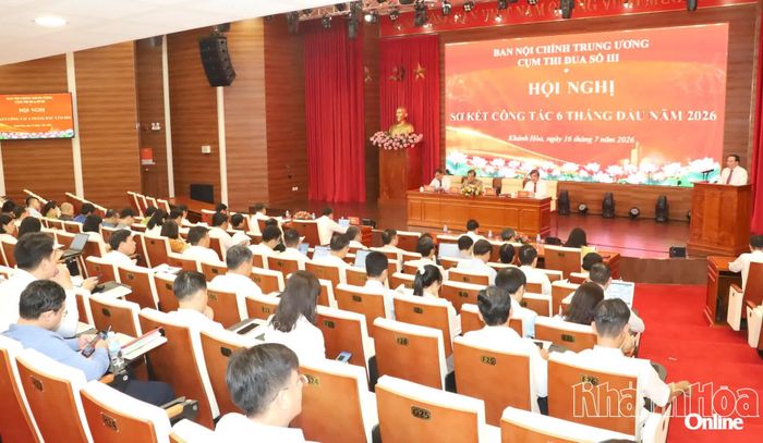 Quang cảnh hội nghị.