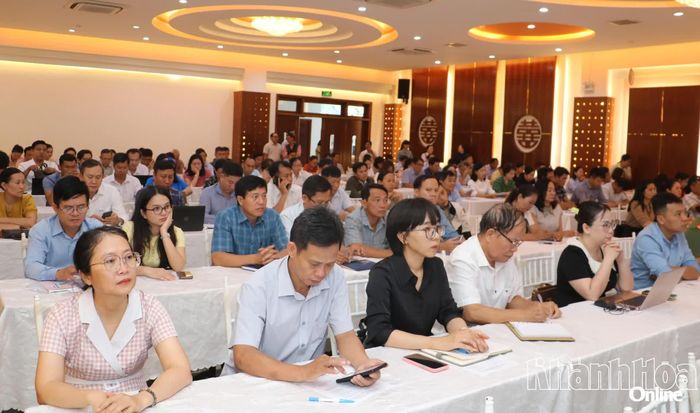Hội nghị thu hút đông đảo đại biểu tham gia.