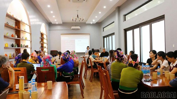 Quang cảnh lớp tập huấn.