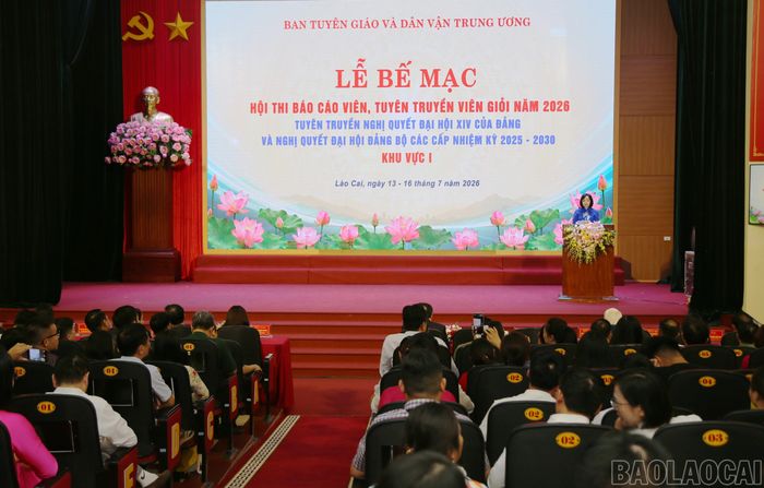 Quang cảnh lễ bế mạc.