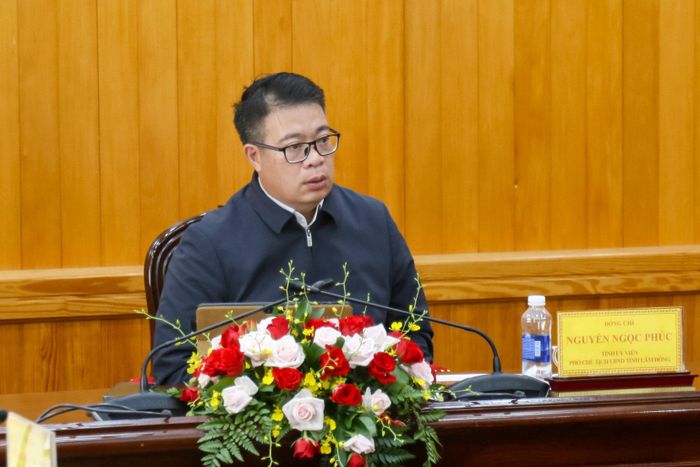 Phó Chủ tịch UBND tỉnh Nguyễn Ngọc Phúc phát biểu kết luận cuộc họp