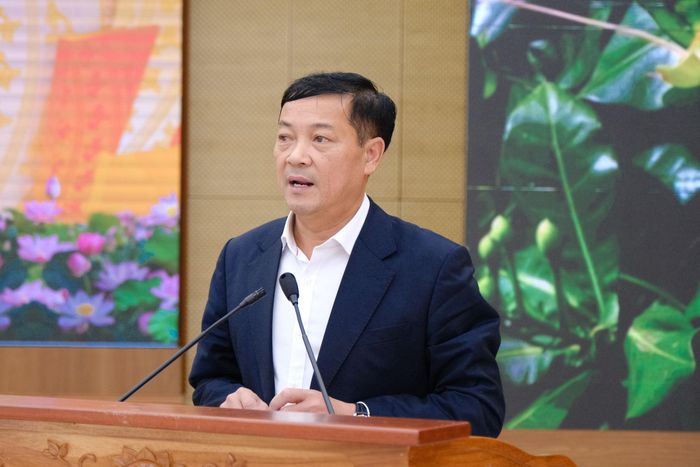 Đồng chí Lê Trọng Yên, Ủy viên Ban Thường vụ Tỉnh ủy, Phó Chủ tịch Thường trực UBND tỉnh phát biểu kết luận tại buổi làm việc