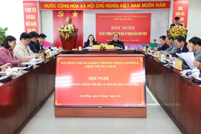 Quang cảnh hội nghị