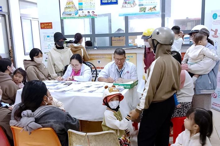 Trẻ em và học sinh là các đối tượng được xã Đức An, tỉnh Lâm Đồng ưu tiên khám trước