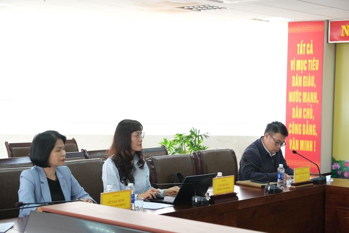 Các sở, ngành tỉnh Lâm Đồng dự buổi làm việc
