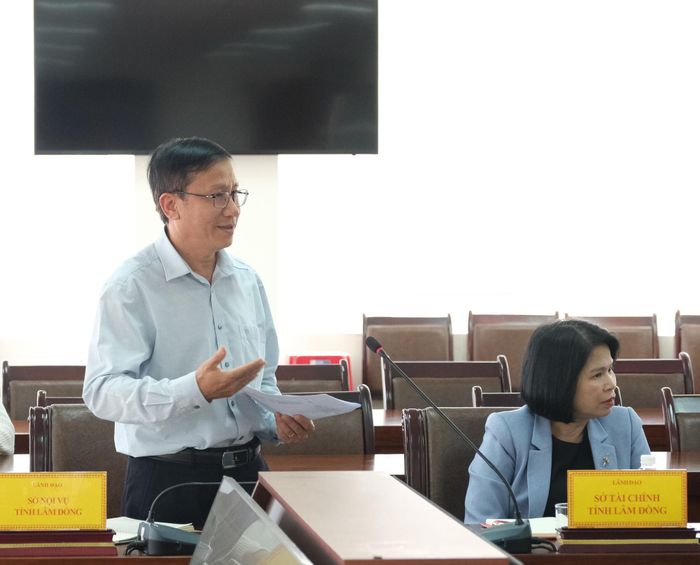 Đại diện lãnh đạo các sở, ngành nêu ý kiến