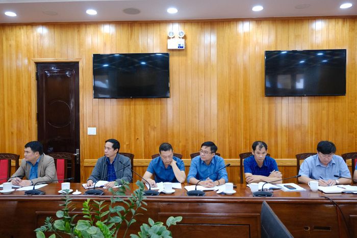 Đại diện lãnh đạo Trung tâm Phát triển quỹ đất Lâm Đồng tham dự buổi làm việc