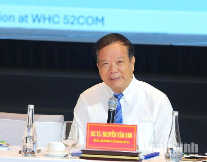 GS.TS Nguyễn Văn Kim, Phó Chủ tịch Hội đồng Di sản văn hóa quốc gia, thành viên Ủy ban Di sản thế giới kết luận hội thảo.