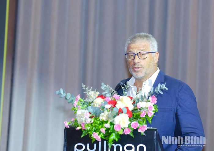 Ông Tilman Jaeger, UNESCO expert from Germany phát biểu tại hội thảo.