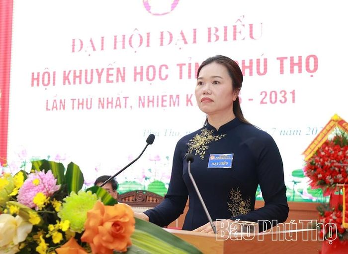 Đồng chí Phó Bí thư Tỉnh ủy, Chủ tịch Ủy ban MTTQ tỉnh Bùi Thị Minh phát biểu chỉ đạo tại Đại hội.