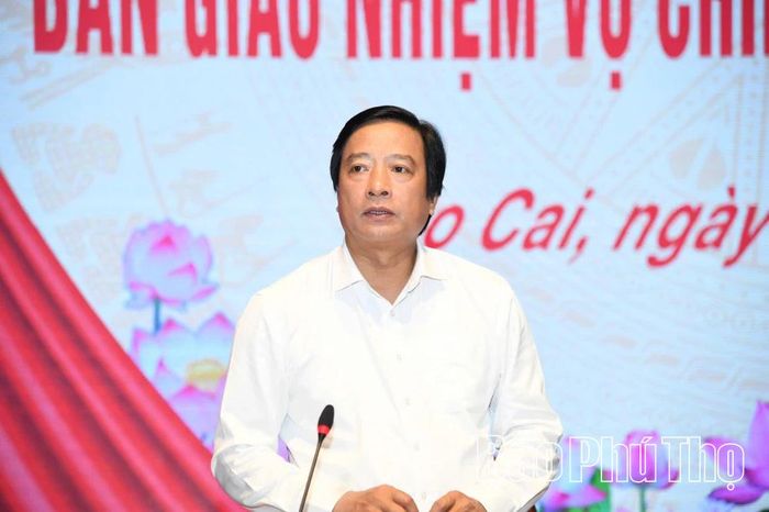 Đồng chí Nguyễn Mạnh Sơn - Phó Bí thư Tỉnh ủy Phú Thọ phát biểu tại hội nghị.
