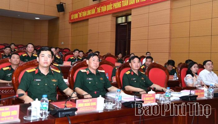 Các đại biểu dự hội nghị.