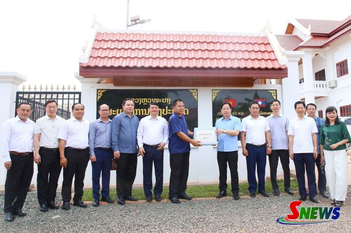 Trụ sở Sở Ngoại vụ tỉnh Luông Pha Bang được xây dựng từ nguồn viện trợ của tỉnh Sơn La.Ảnh: PV