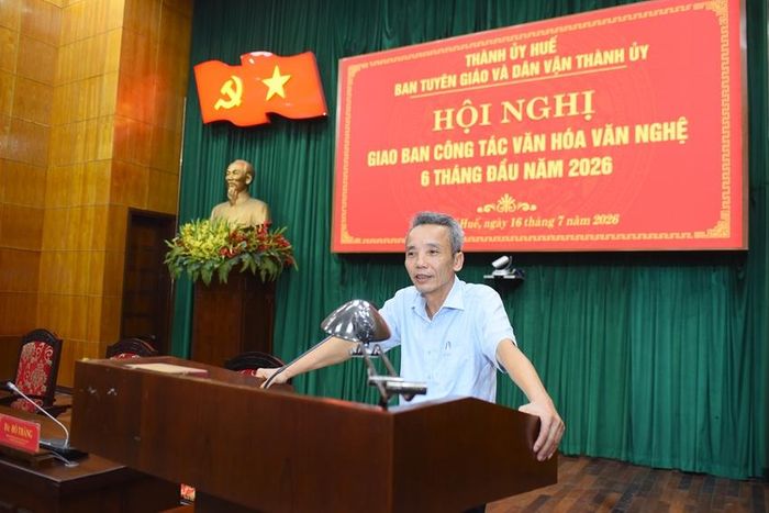 UVTV Thành ủy, Trưởng Ban Tuyên giáo và Dân vận Thành ủy Hoàng Khánh Hùng phát biểu tại hội nghị 