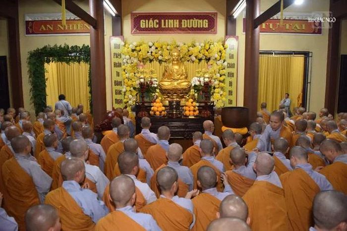 Kim quan Ni trưởng Thích nữ Như Tịnh được tôn trí tại thiền viện Linh Chiếu (ấp Hiền Hòa, xã Phước Thái, TP.Đồng Nai)
