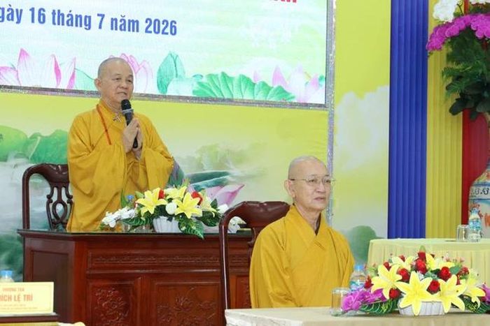 Hòa thượng Thích Minh Thiện sách tấn Tăng Ni sinh