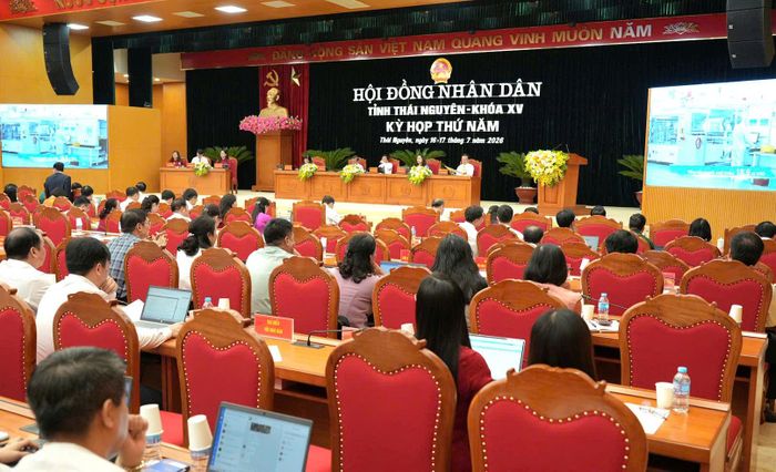 Quang cảnh Kỳ họp thứ Năm, HĐND tỉnh Thái Nguyên khóa XX. Ảnh: Nguyễn Ánh
