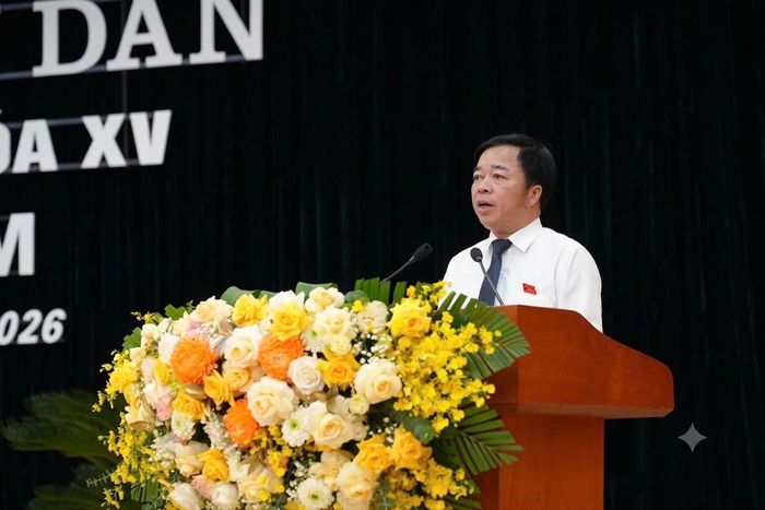 Phó Bí thư Tỉnh ủy, Chủ tịch HĐND tỉnh Bùi Văn Lương phát biểu khai mạc tại Kỳ họp thứ Năm, HĐND tỉnh Thái Nguyên khóa XX. Ảnh: Nguyễn Ánh