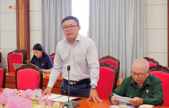 Phó Trưởng phòng Quản lý Lao động, Ban Quản lý các Khu Chế xuất và Công nghiệp TP.HCM (HEPZA) Đàm Trung Hiếu phát biểu. Ảnh: Hoa Lê