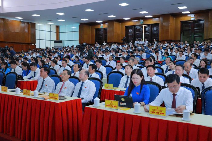 Các đại biểu tham dự kỳ họp. Ảnh: Minh Hiếu