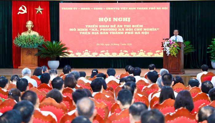 Bí thư Thành ủy Hà Nội Trần Đức Thắng phát biểu chỉ đạo tại hội nghị. Ảnh: Quang Thái