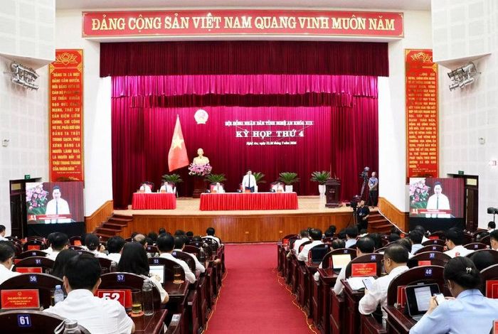 Toàn cảnh Kỳ họp thứ Tư, HĐND tỉnh Nghệ An.