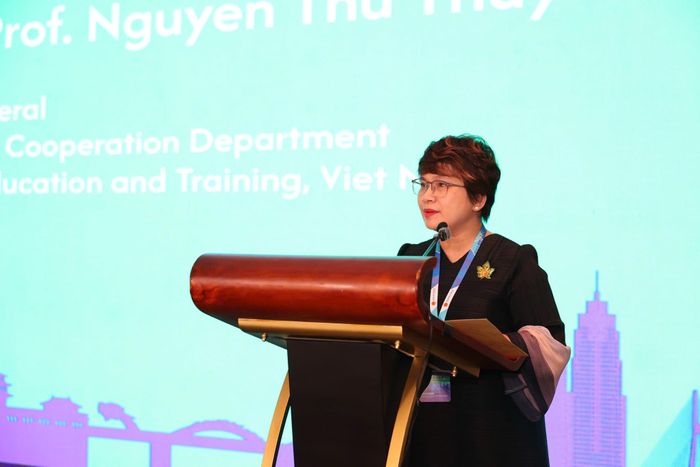 PGS.TS Nguyễn Thu Thủy, Cục trưởng Cục Hợp tác quốc tế, Bộ GD-ĐT phát biểu.