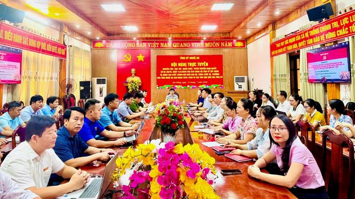 Các đại biểu dự hội nghị tại điểm cầu xã Đại Đồng