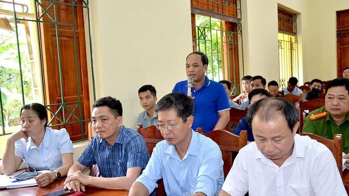 Cử tri đề nghị đầu tư nâng cấp đường giao thông nông thôn