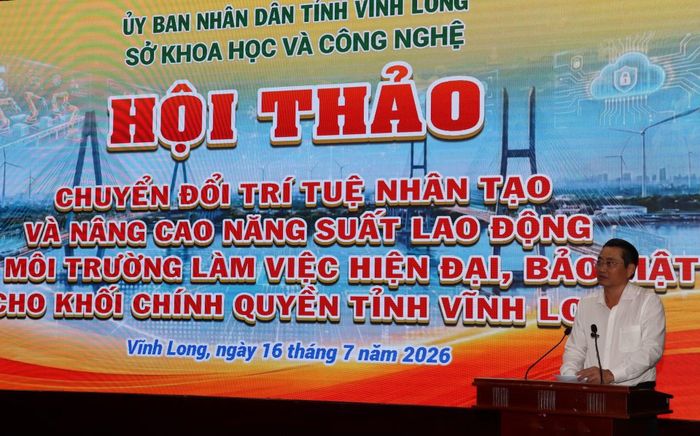 Phó Chủ tịch UBND tỉnh Vĩnh Long nhấn mạnh việc ứng dụng AI phải gắn với quản lý tài khoản, phân quyền truy cập, bảo vệ dữ liệu cá nhân, bí mật nhà nước.