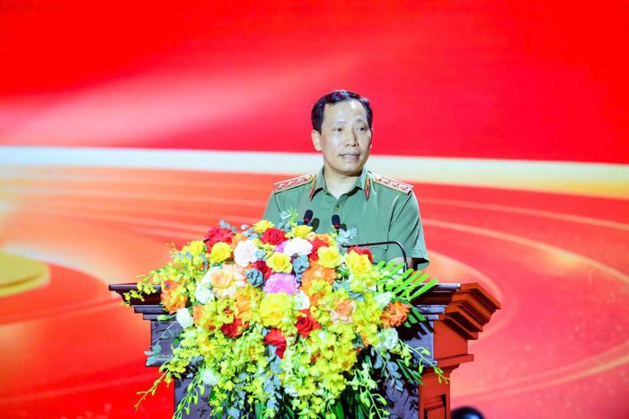 Thượng tướng Lê Văn Tuyến, Ủy viên Trung ương Đảng, Thứ trưởng Bộ Công an, Trưởng Ban Chỉ đạo Hội thi dự và phát biểu chỉ đạo.