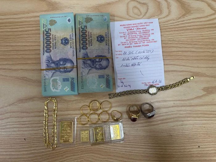 Tang vật vụ án.