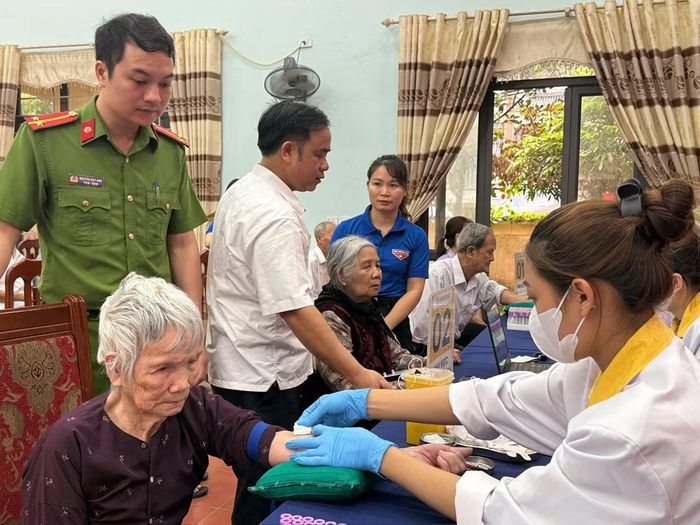 Mỗi mẫu thu nhận là một niềm hy vọng tìm được người thân đã hy sinh vì Tổ quốc.