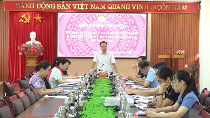 Phó Chủ tịch Ủy ban Mặt trận Tổ quốc Việt Nam tỉnh Trịnh Quý Nam phát biểu kết luận buổi làm việc.