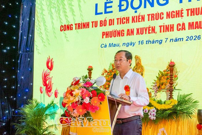  Ông Nguyễn Quốc Thanh, Giám đốc Sở Văn hóa, Thể thao và Du lịch, báo cáo tóm tắt về dự án, các hạng mục tu bổ và tiến độ triển khai công trình.