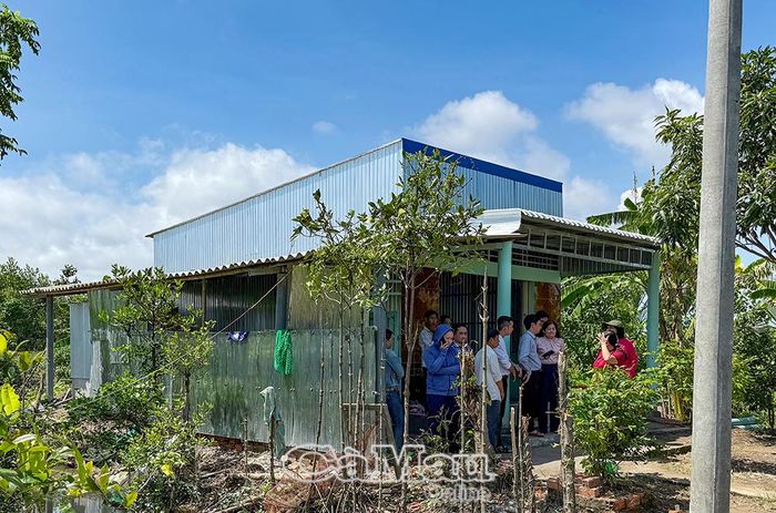 Căn nhà của gia đình ông Thạch Dùng (47 tuổi, ấp Thứ Vải) đã hoàn thành, đưa vào sử dụng sau 10 ngày xây dựng.