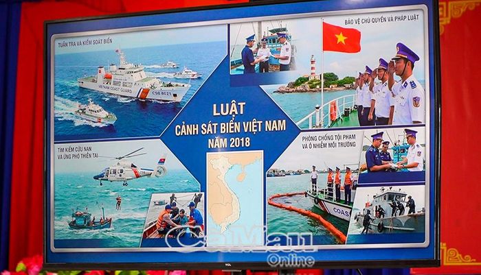 Luật Thủy sản, Luật Cảnh sát biển Việt Nam và các quy định về phòng, chống khai thác hải sản bất hợp pháp (IUU) là những nội dung trọng tâm được tuyên truyền.