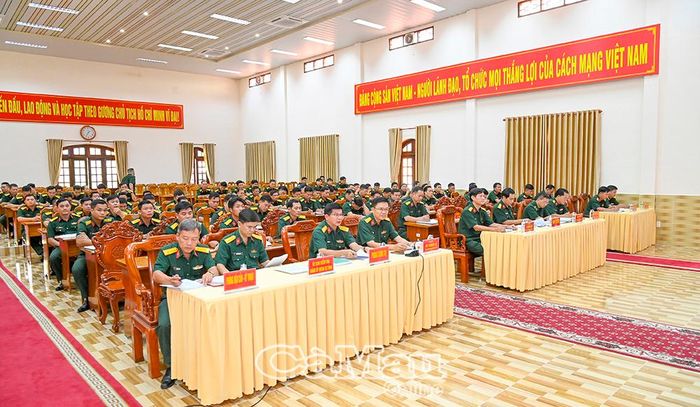 Đại biểu tham dự hội nghị.