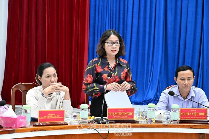 Phó Giám đốc Sở Tư pháp Phạm Thị Ngọc đề nghị địa phương kiến nghị tỉnh xem xét những bất cập trong việc áp dụng bản đồ tra cứu đất đai.